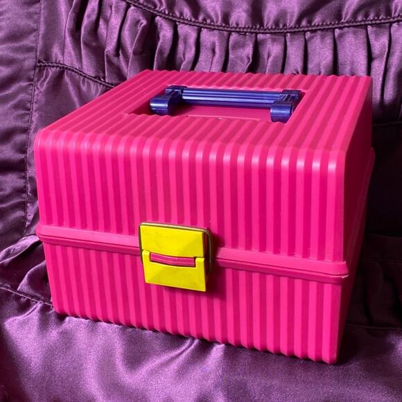 Sassaby Pink Yellow Makeup Organizer Carrying Barbie Case NO Tray 80’s Vintage - Picture 1 of 12